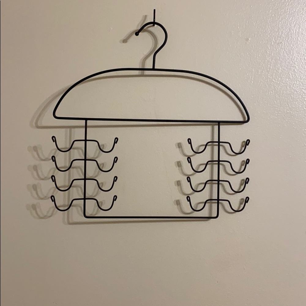 Necklace, belt, Tie, Bra or Scarf hanger